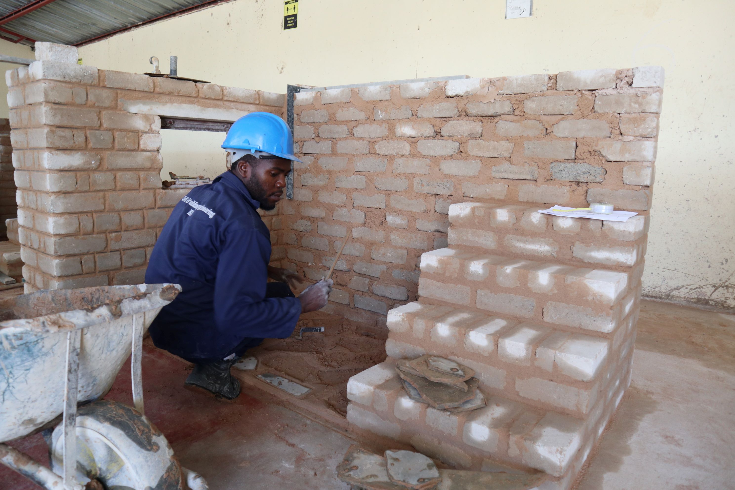 4. Bricklaying students